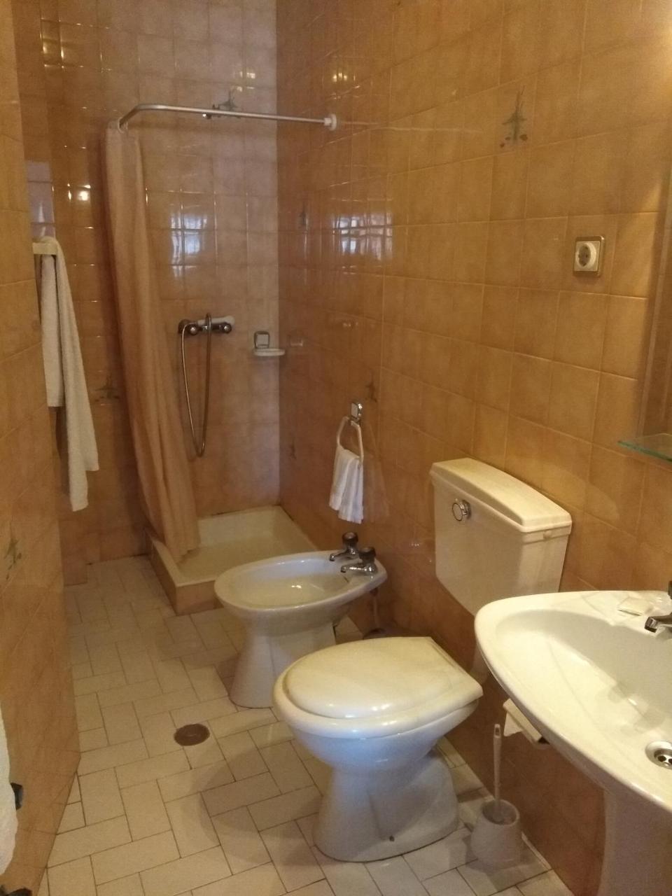 维拉·雷阿尔Residencial Real - Antiga Rosas住宿加早餐旅馆 外观 照片